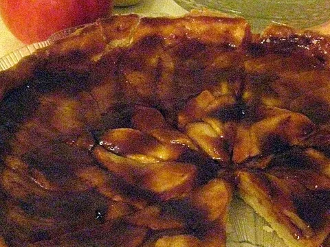 Jesenji tart sa jabukama
