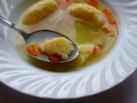 Domaća supa sa griz knedlama by mama1