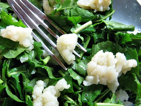 Salata od rukole i karfiola