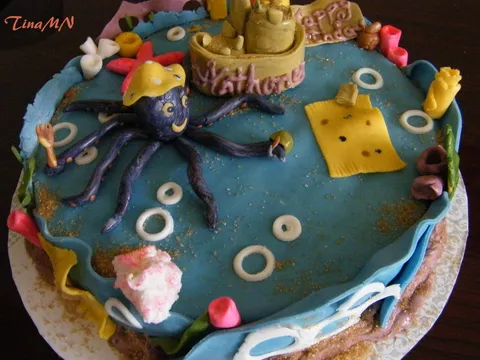 Torta &#8220;Oktopod&#8221; sa marshmallow fondant dekoracijom