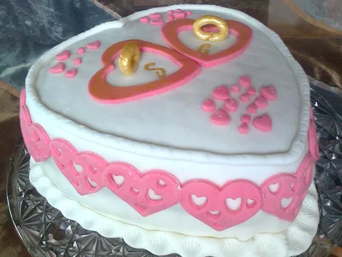 svadbena torta srce