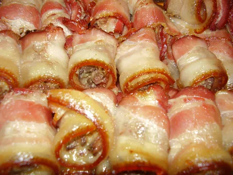Zamotuljci sa slaninom i pilećom džigericom