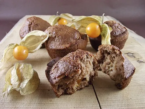 Muffini sa voćkom znanom kao fizalis