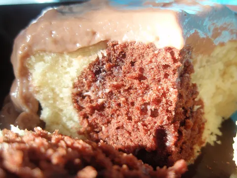 Chocolate Pudding with Hot Choco Sauce