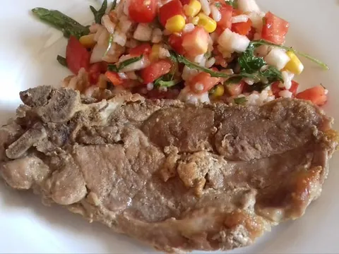 Salata za meso s grila ili tave
