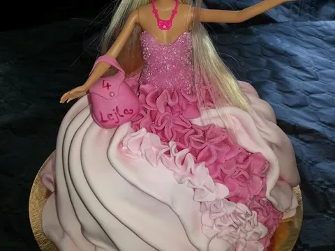 barbie fondan torta